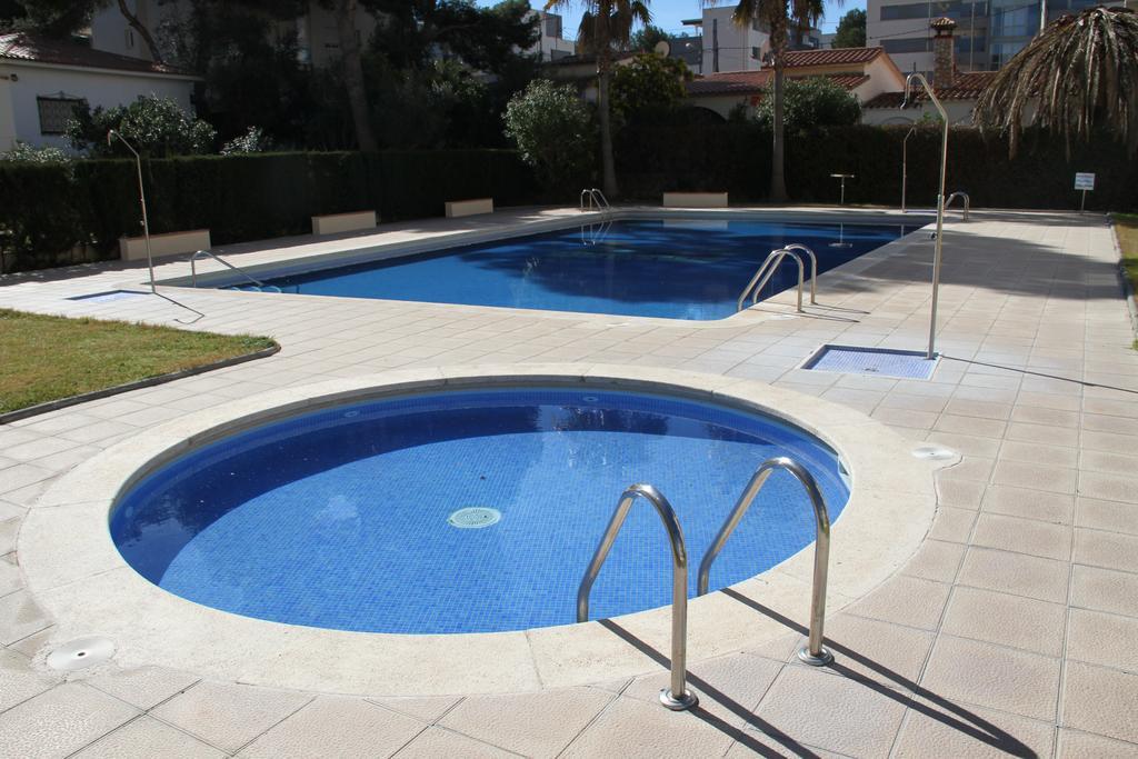 For A Stay Aqua Salou Ruang foto