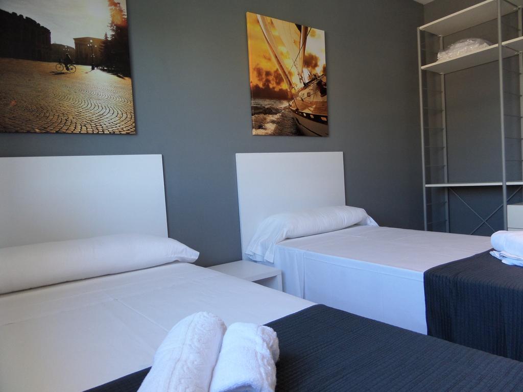 For A Stay Aqua Salou Ruang foto