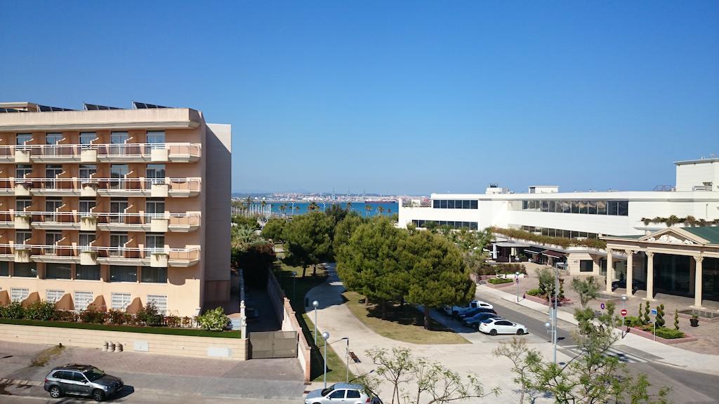For A Stay Aqua Salou Ruang foto