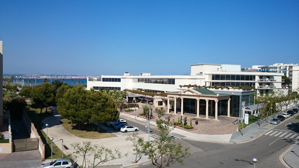 For A Stay Aqua Salou Ruang foto